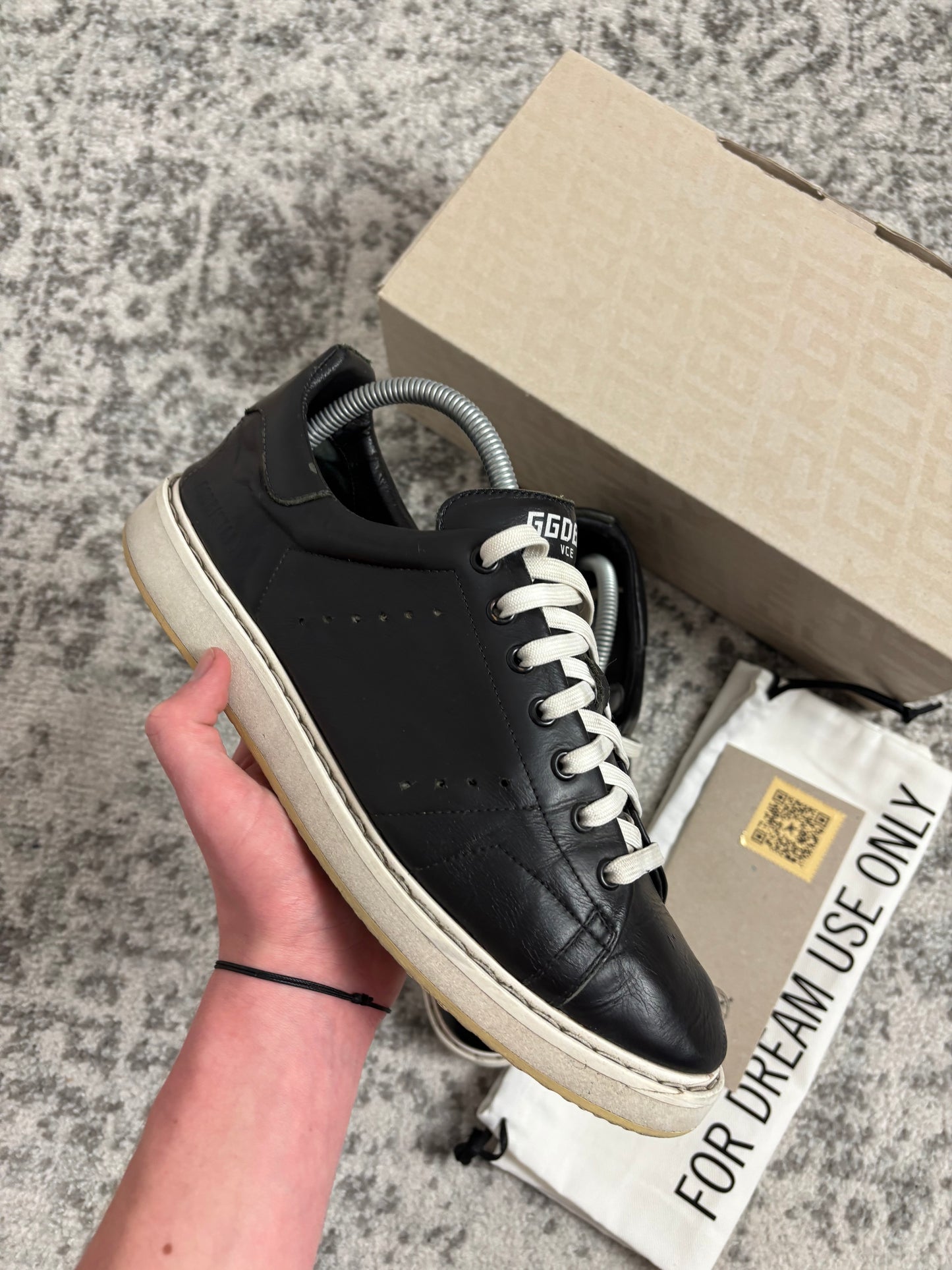 Golden goose noir super star