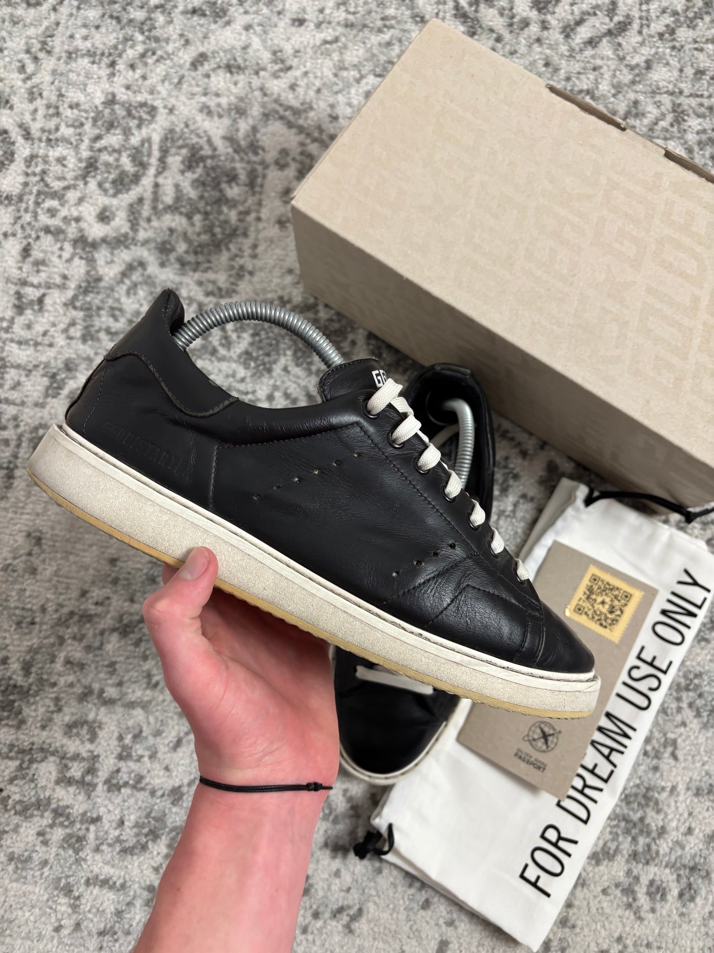 Golden goose noir super star
