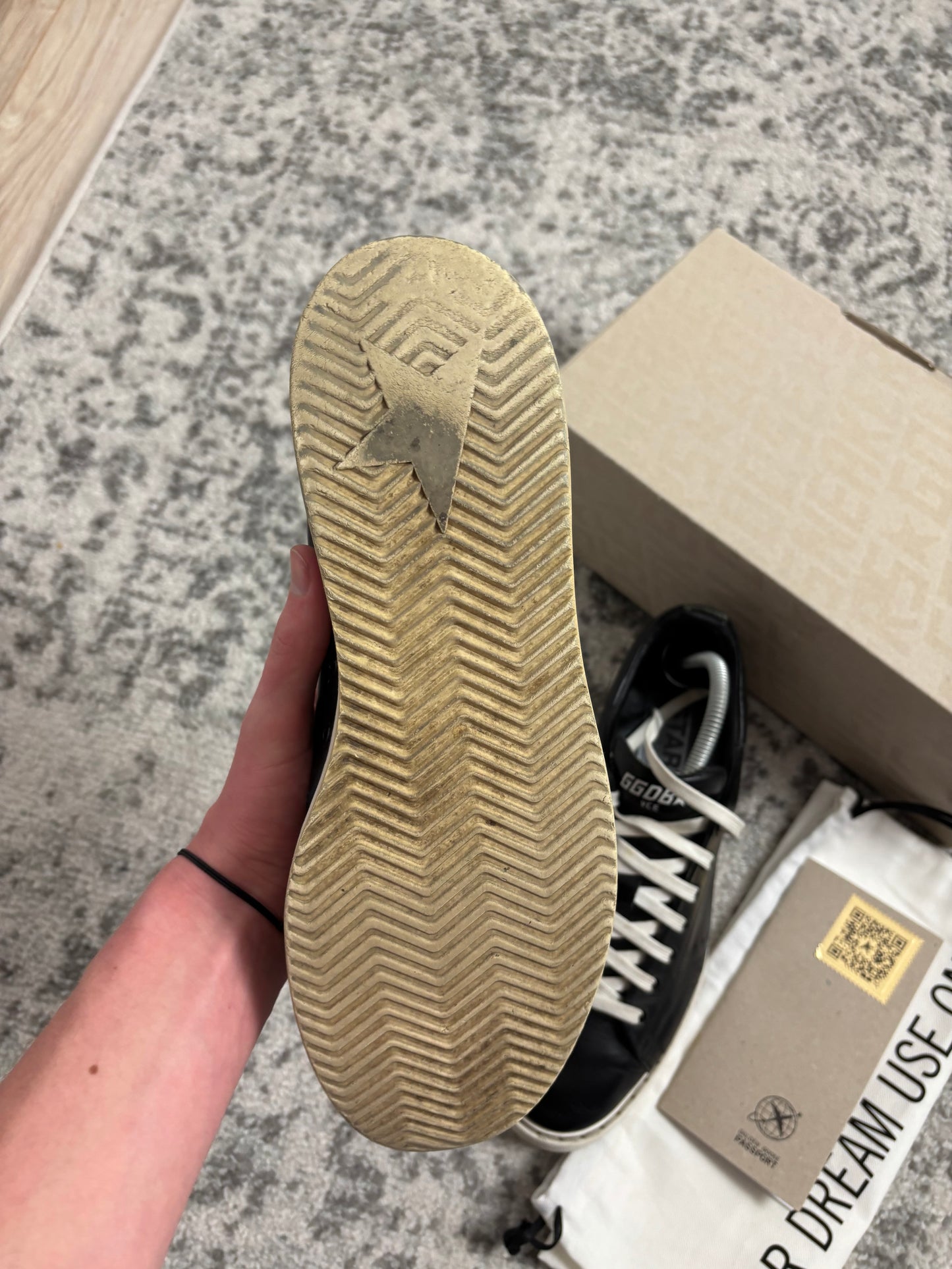 Golden goose noir super star