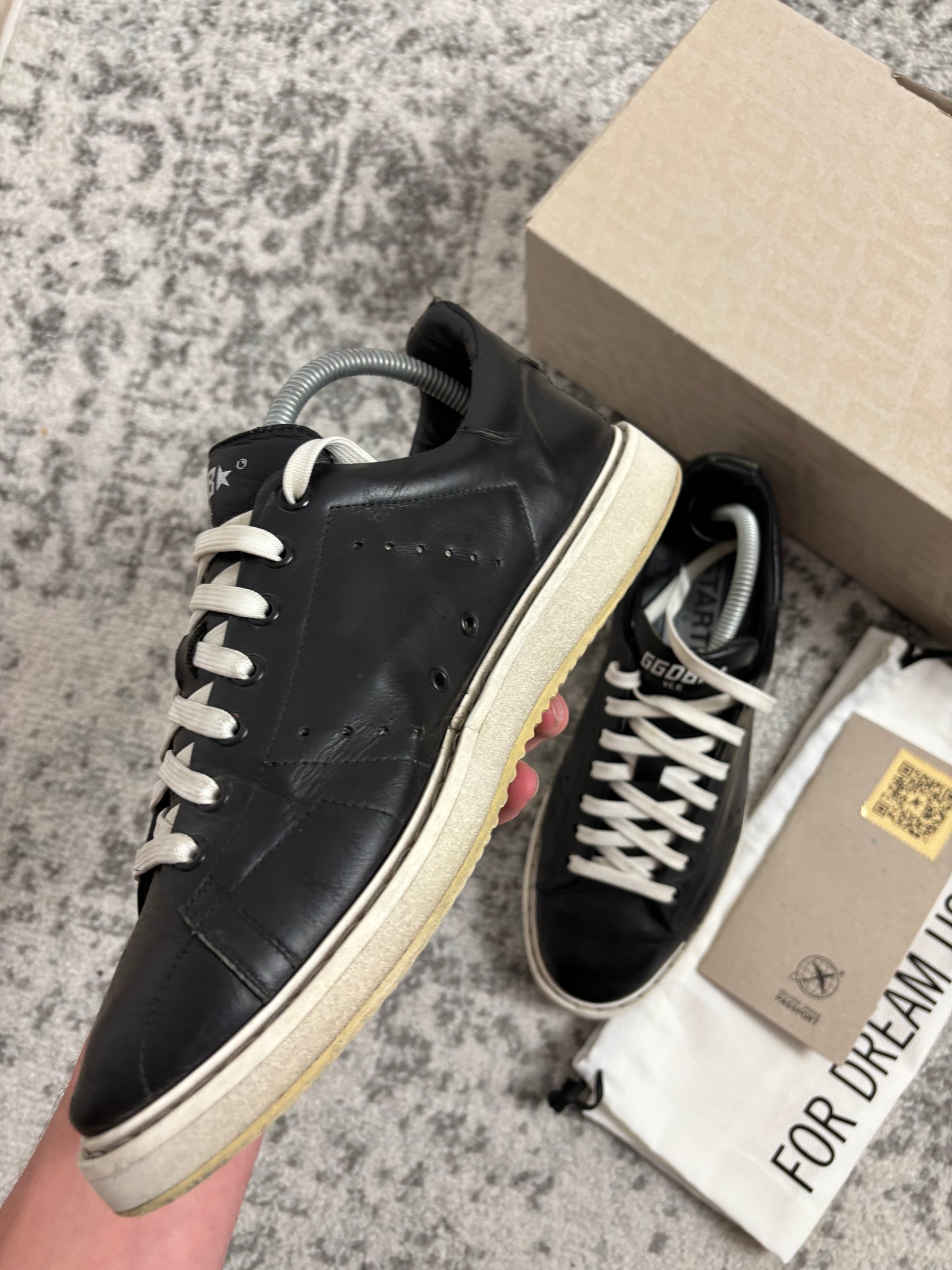 Golden goose noir super star