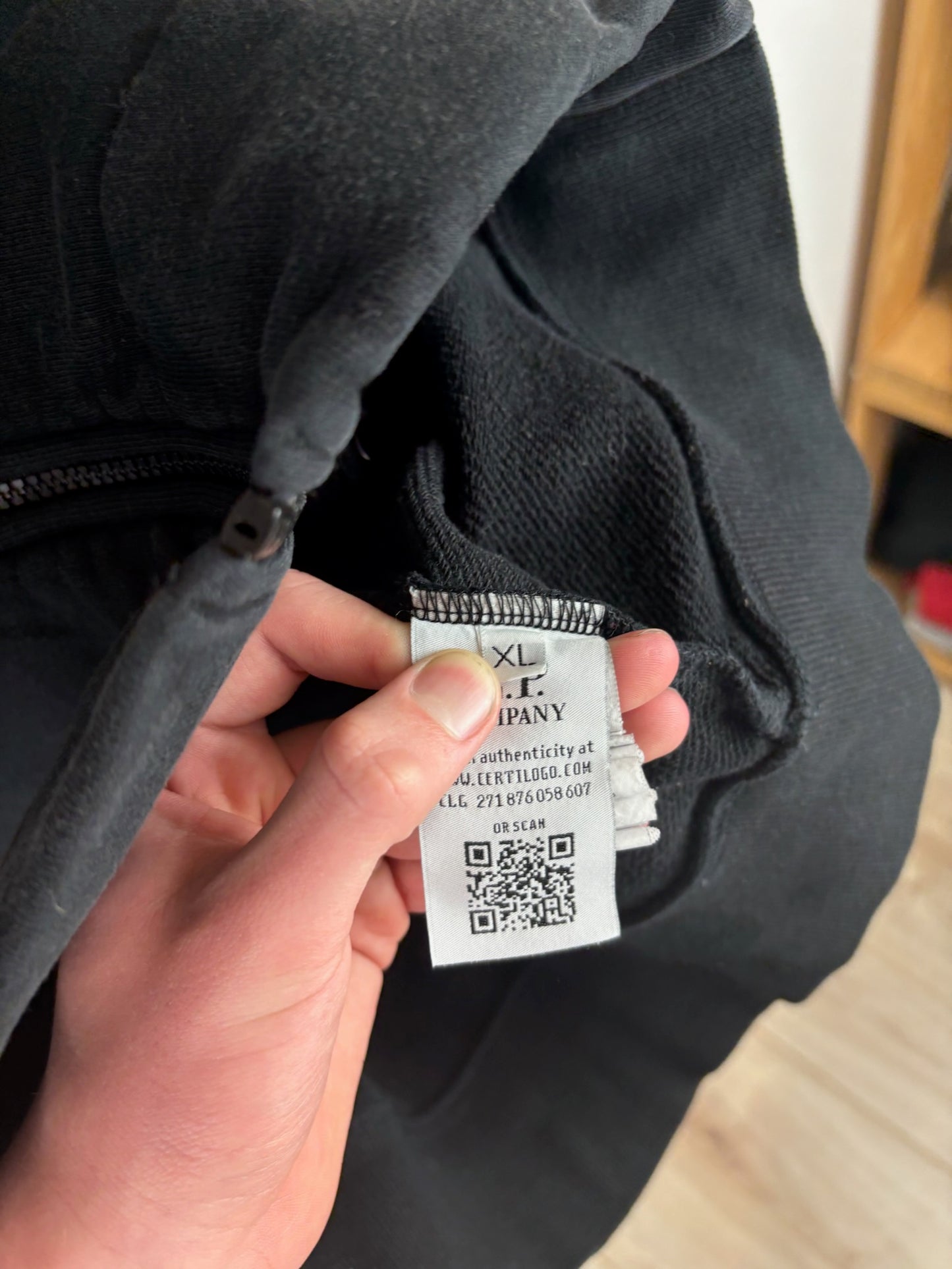 Pull zippé CP Company