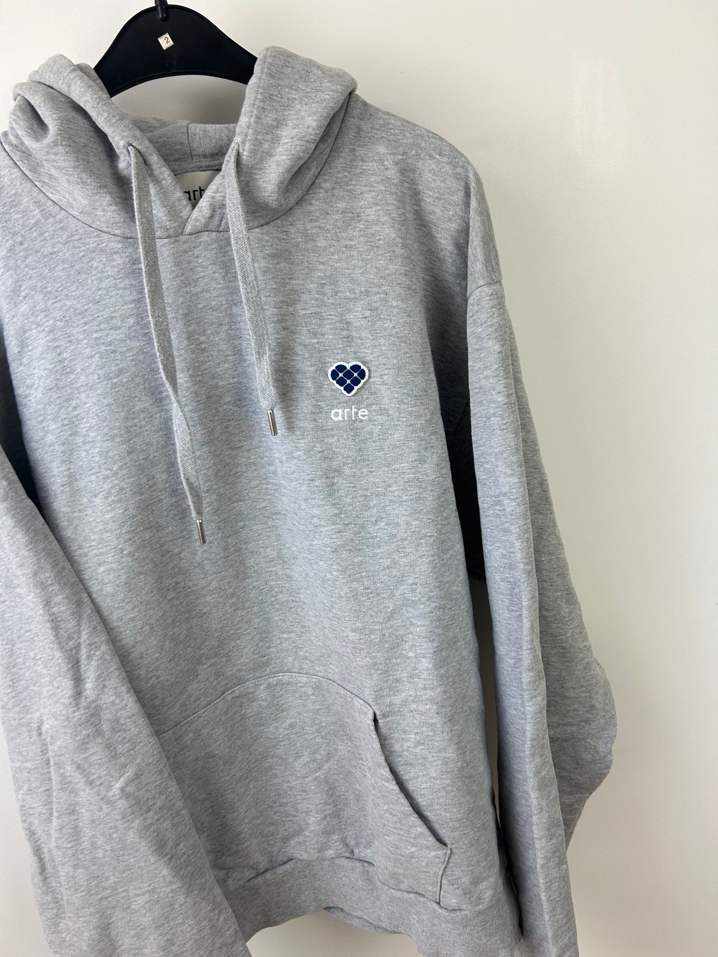 Pull à capuche Arte