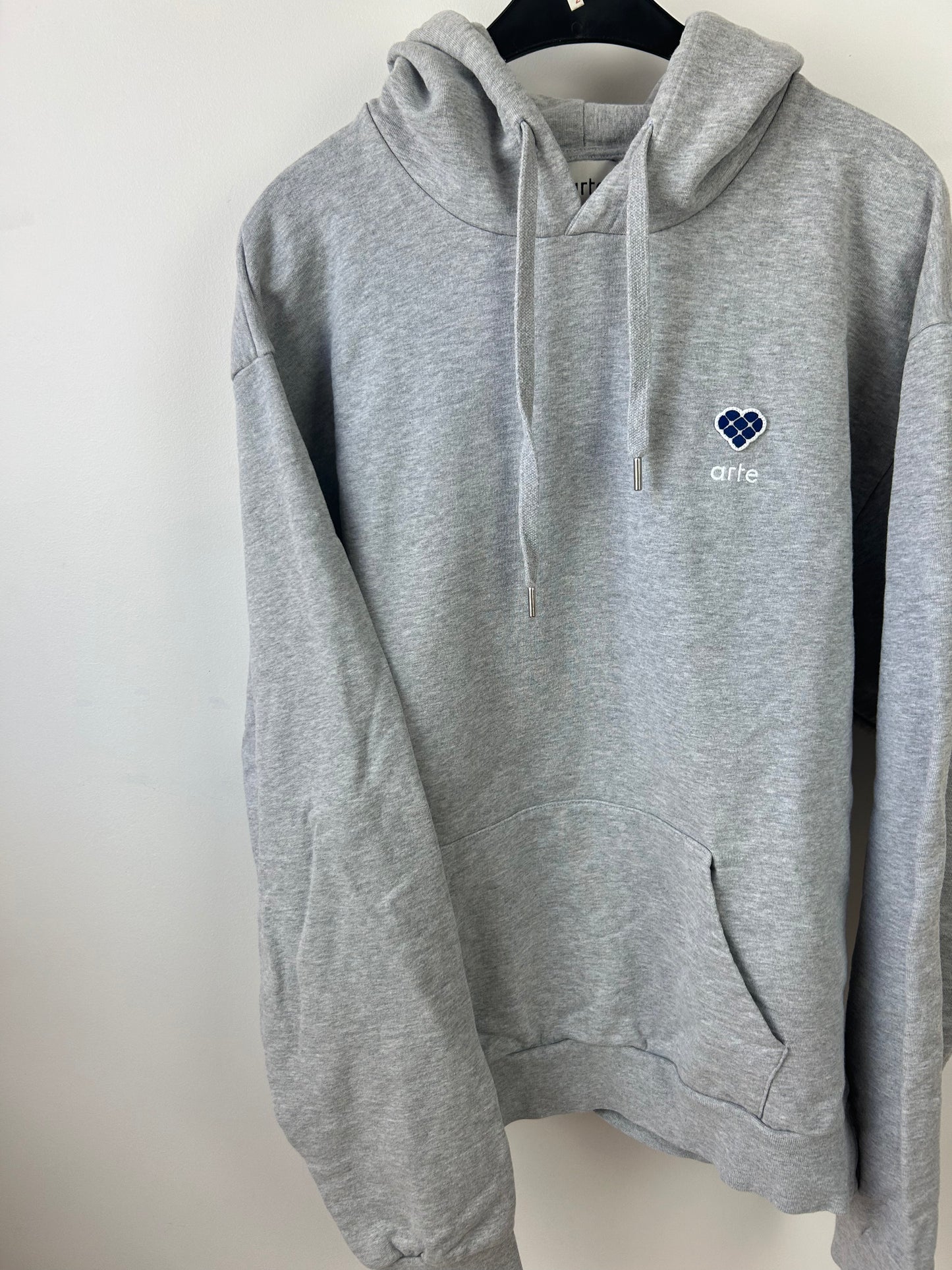 Pull à capuche Arte