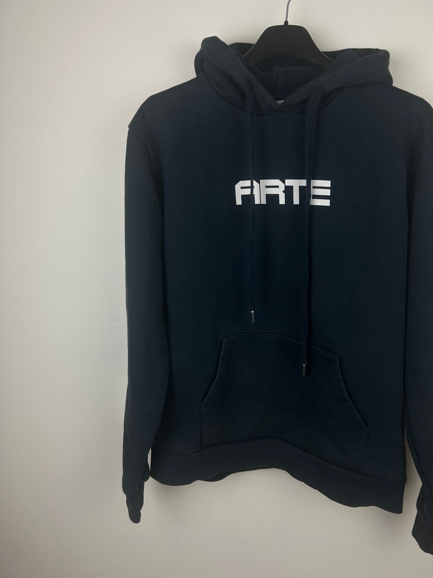 Pull à capuche Arte